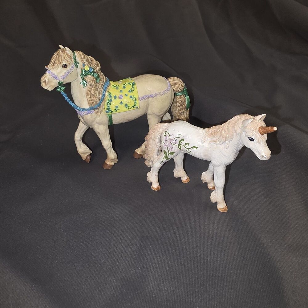 Safari Ltd Fairy Pony 2008 & Papo Unicorn 2010 Fantasy Horse Figure Lot of 2